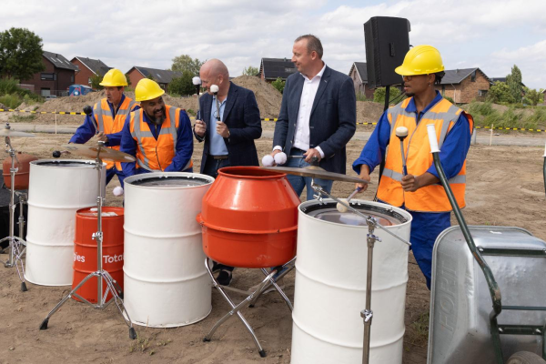 extracted_image_4_63